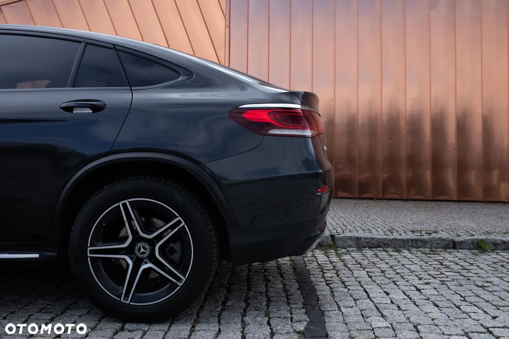 Mercedes-Benz GLC 220 d 4Matic 9G-TRONIC AMG Line Plus - 6