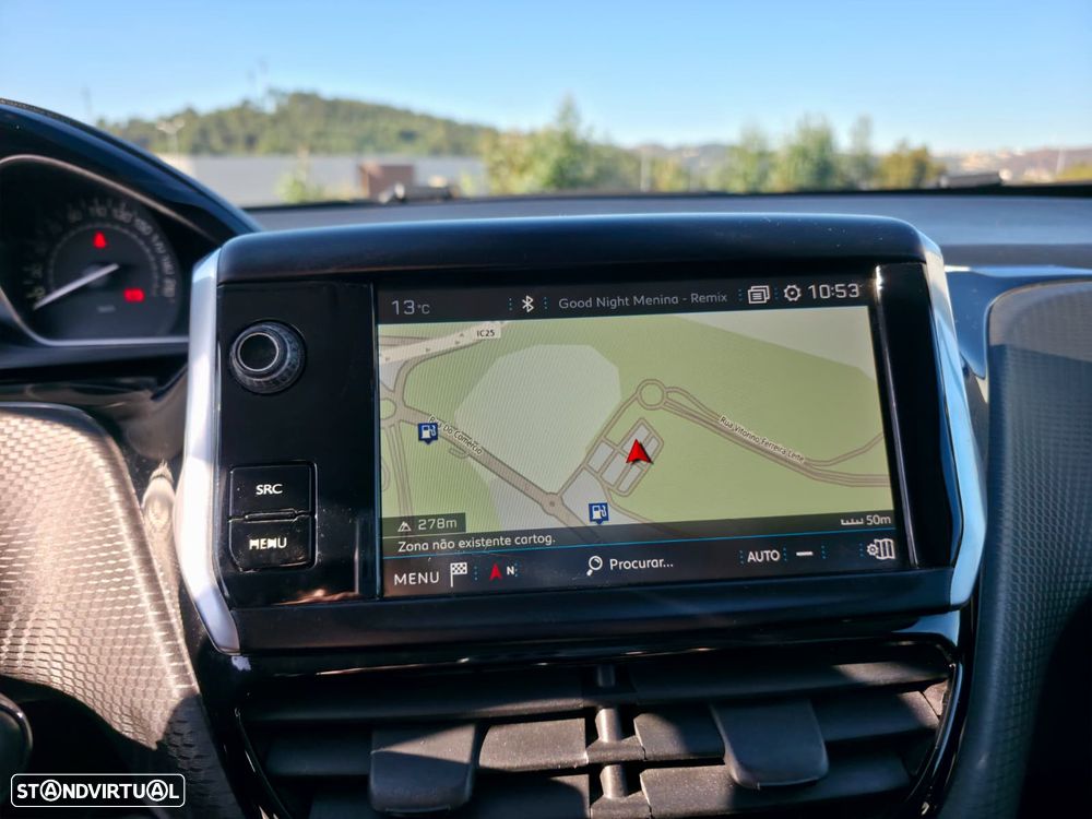 Peugeot 2008 1.2 PureTech Signature - 15