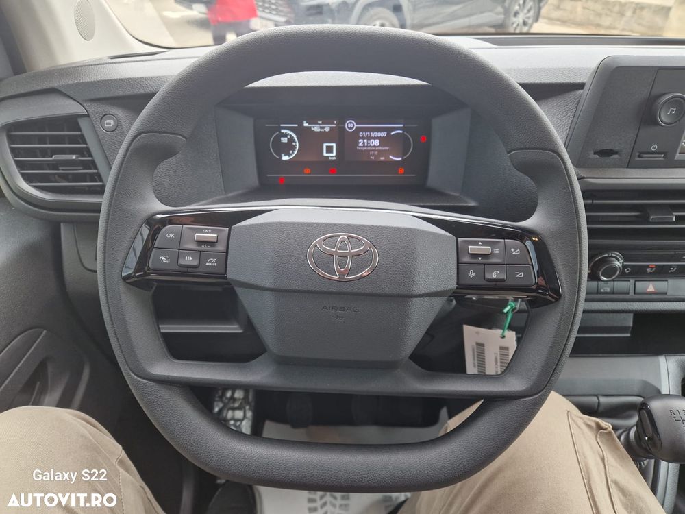 Toyota PROACE Van L1H1 1.5D 120 hp 6 MT Cargo - 13