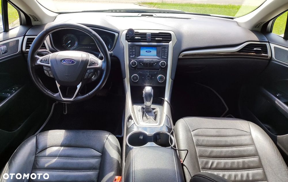 Ford Fusion - 5