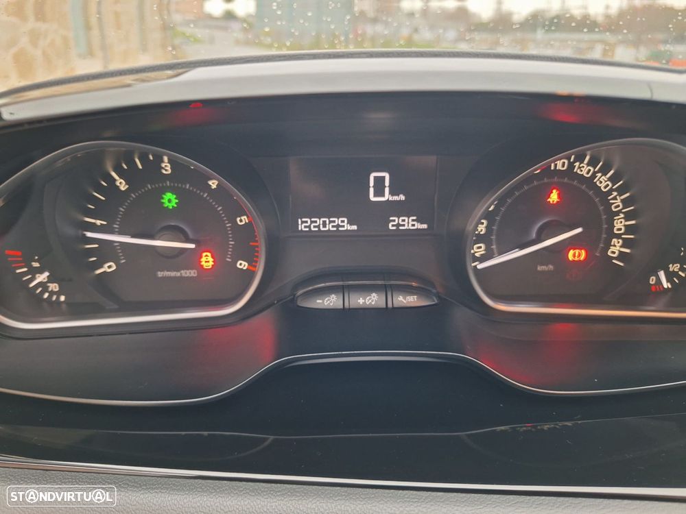 Peugeot 208 1.4 HDi Active - 19