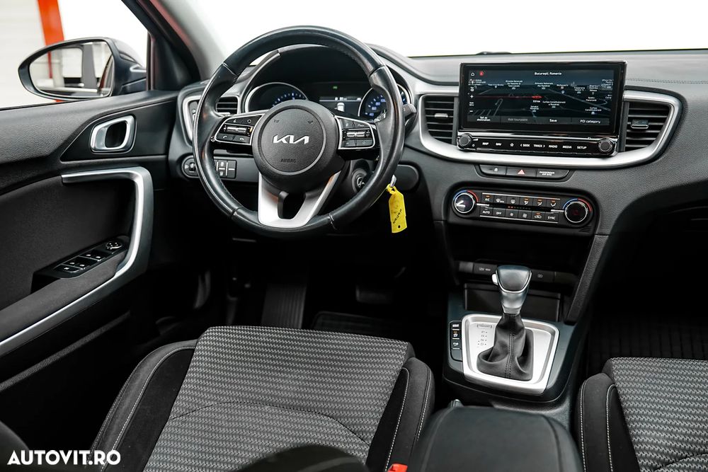 Kia XCeed - 8