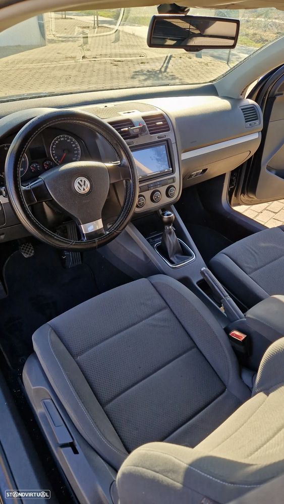 VW Golf - 6