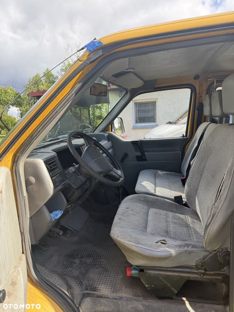 Volkswagen Transporter - 6