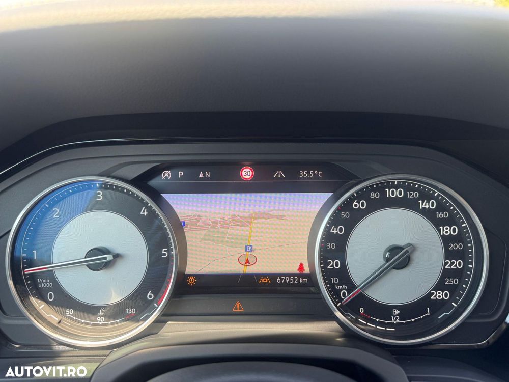 Volkswagen Touareg V6 TDI Elegance - 26