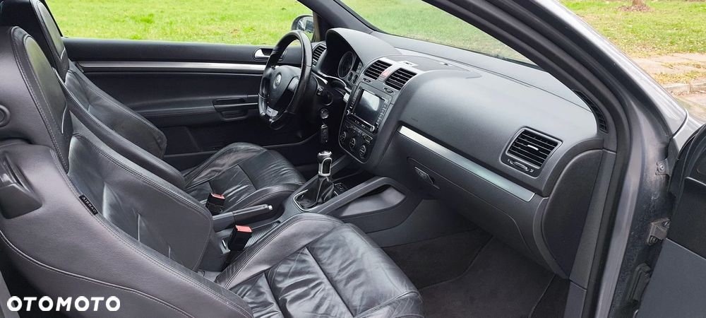 Volkswagen Golf 2.0 GTI - 10