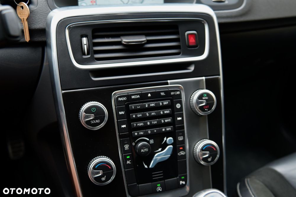 Volvo S60 D3 Drive-E R-Design Momentum - 19