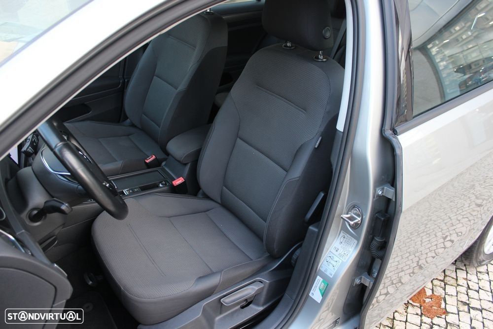 VW Golf Variant 1.6 TDi Trendline - 18