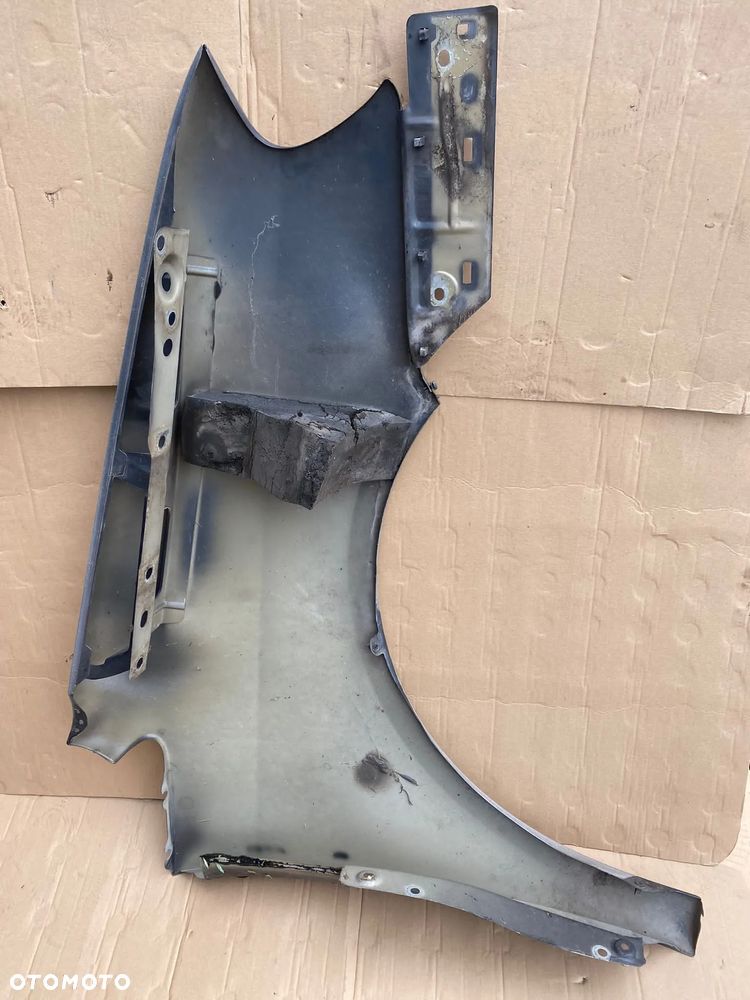 Błotnik FORD FIESTA MK6 LIFT prawy 06R - 3