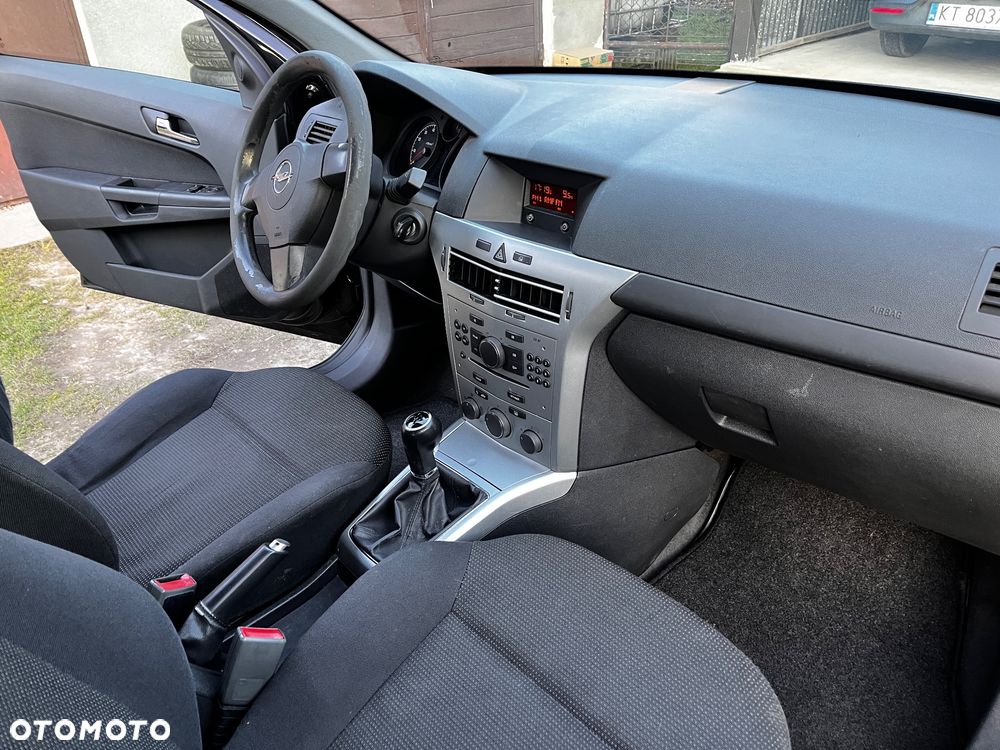Opel Astra 1.4 - 9