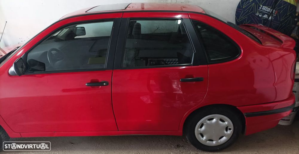SEAT Cordoba 1.4 GLX - 4