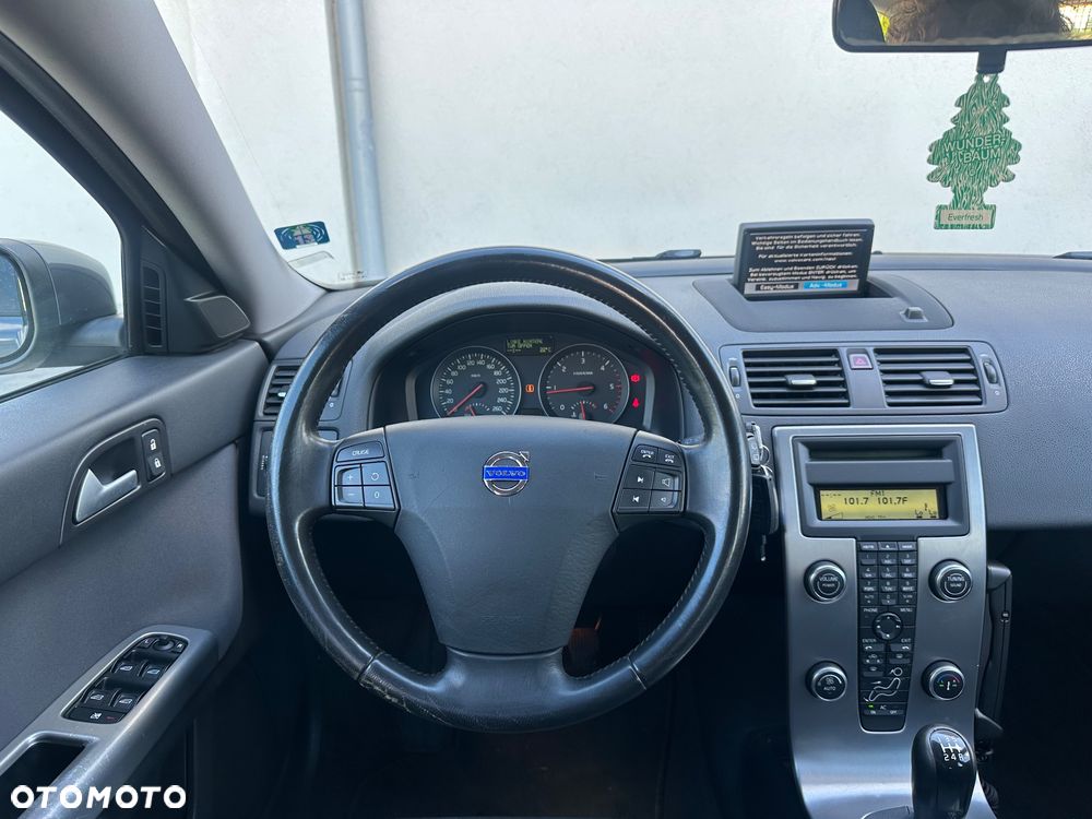 Volvo V50 1.6D DPF DRIVe - 23