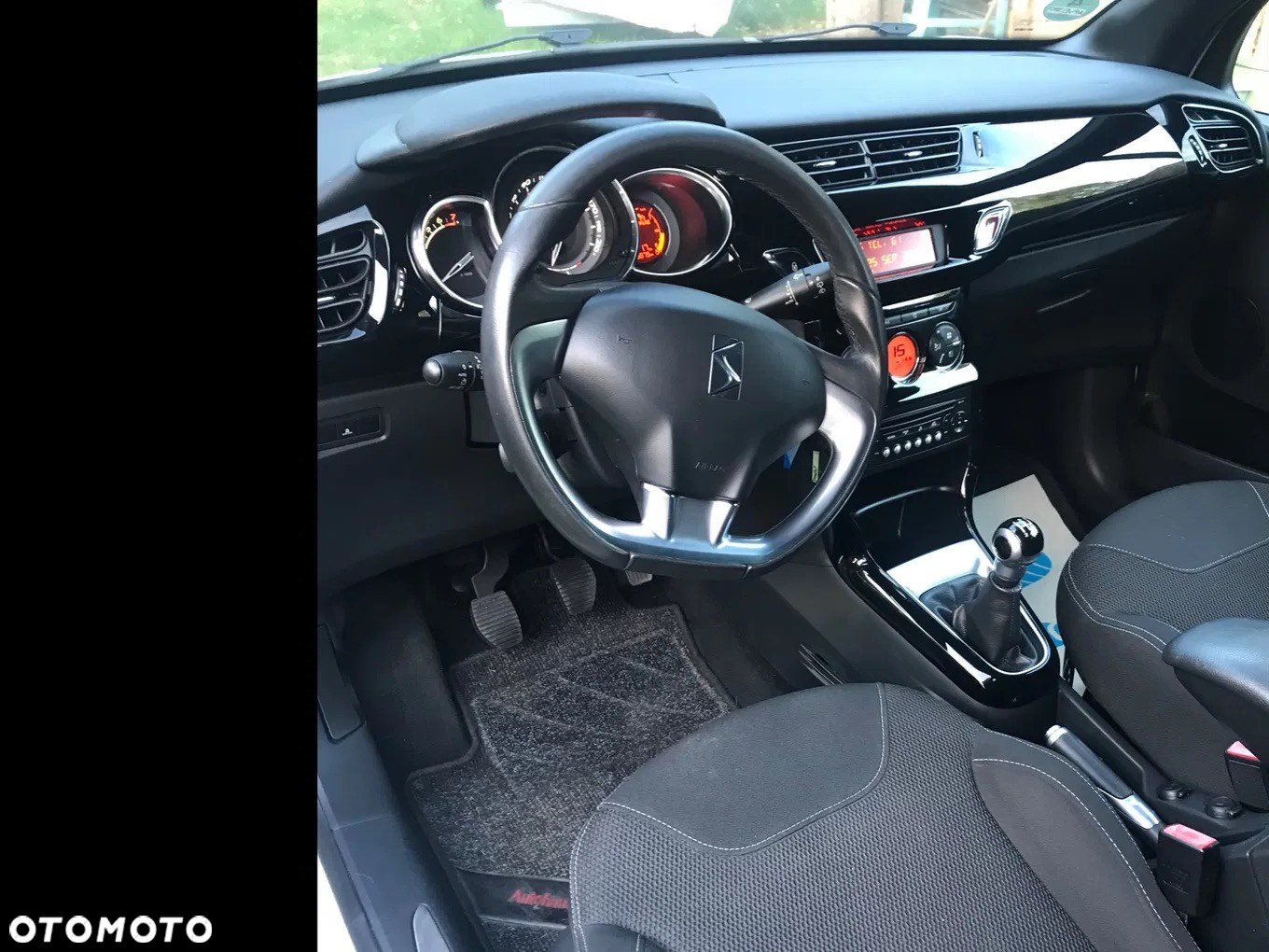 Citroën DS3 VTi 120 SoChic - 19