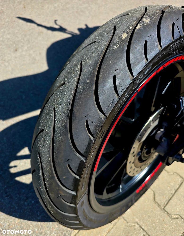 Yamaha MT - 19