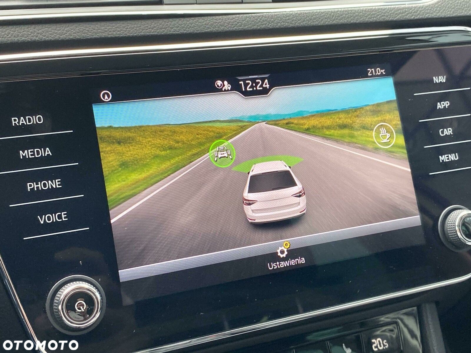 Skoda Superb 2.0 TDI SCR Style DSG - 30