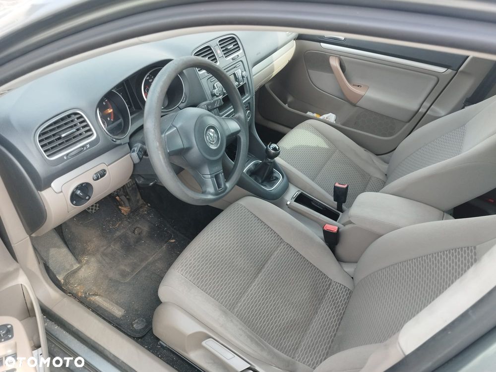 Volkswagen Golf - 15