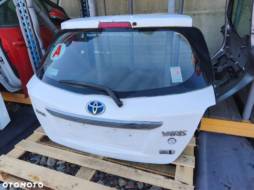 KLAPA BAGAŻNIKA POKRYWA TOYOTA YARIS III - 6