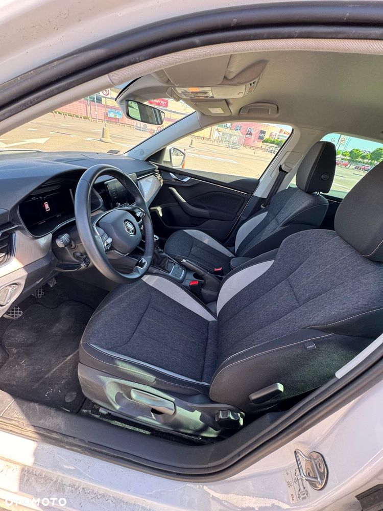 Skoda Kamiq 1.0 TSI Style - 8