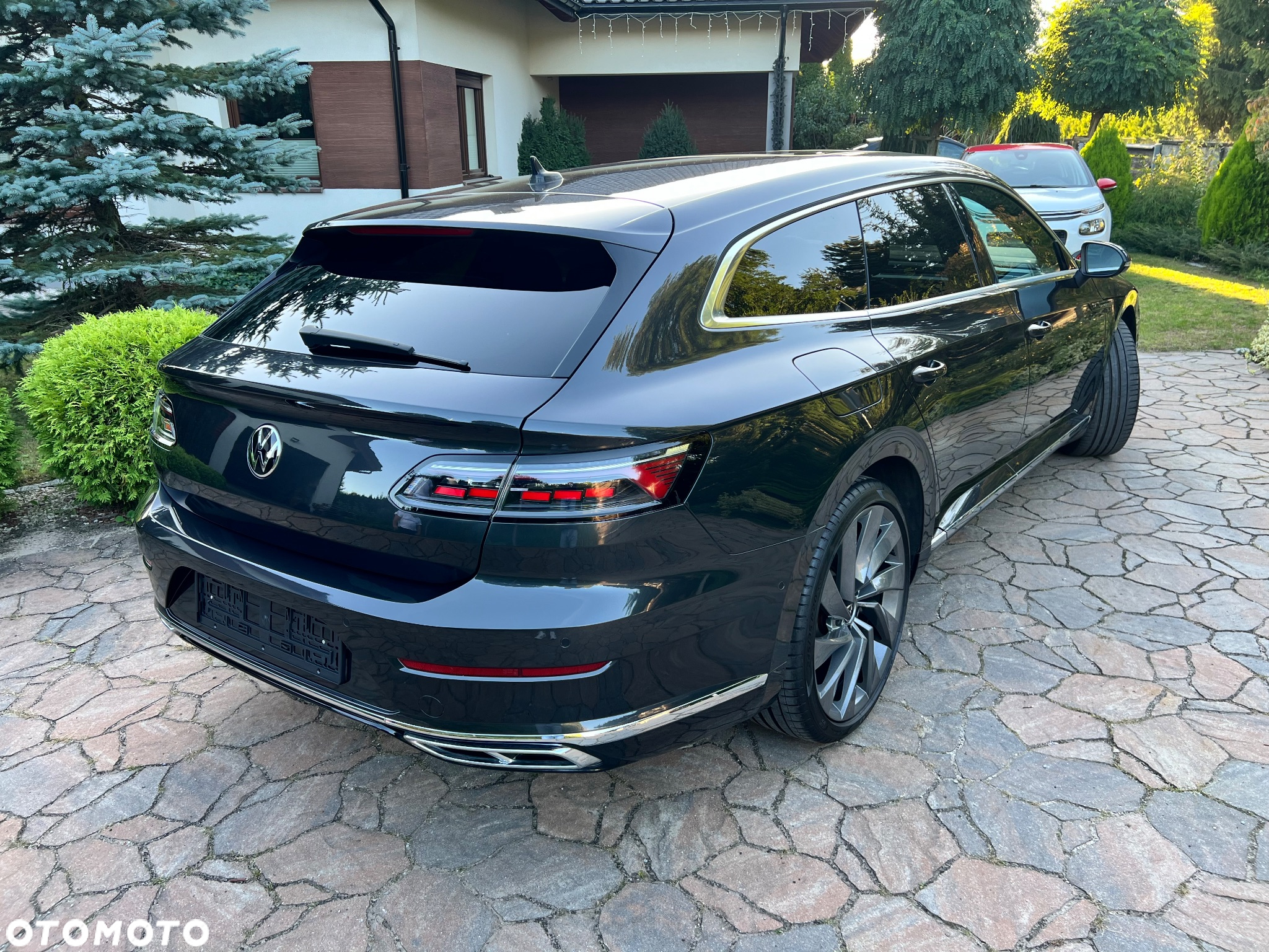 Volkswagen Arteon 2.0 TDI R-Line DSG - 3