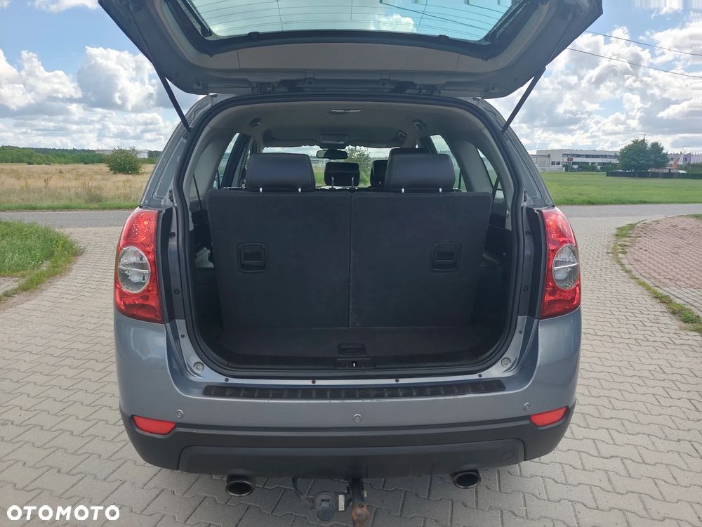 Chevrolet Captiva - 12