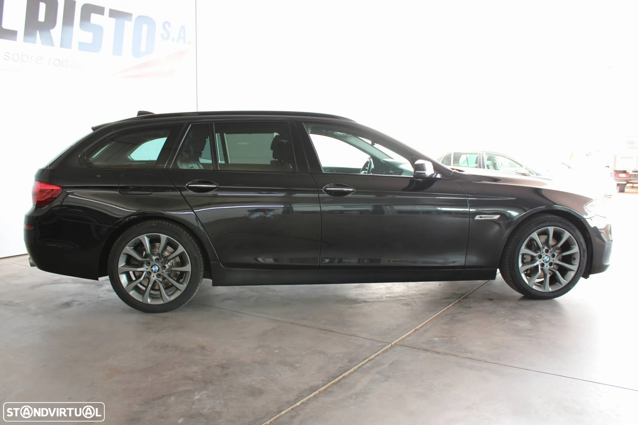 BMW 535 d Line Luxury Auto - 3