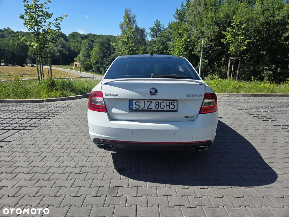 Skoda Octavia 2.0 TSI RS - 6