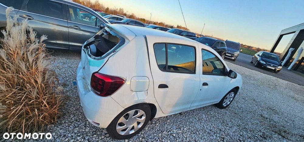 Dacia Sandero - 5