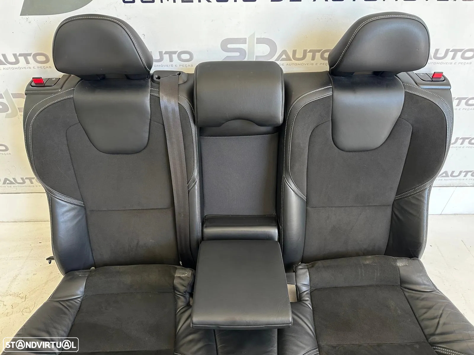 Conjunto Bancos R-Design - Volvo V40 (2015) - 6