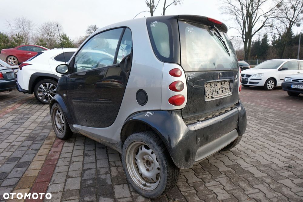 SMART FORTWO I 450 2000 EA4 0.8 CDI OM660.940 40KM 717409 CZARNY na części - 3