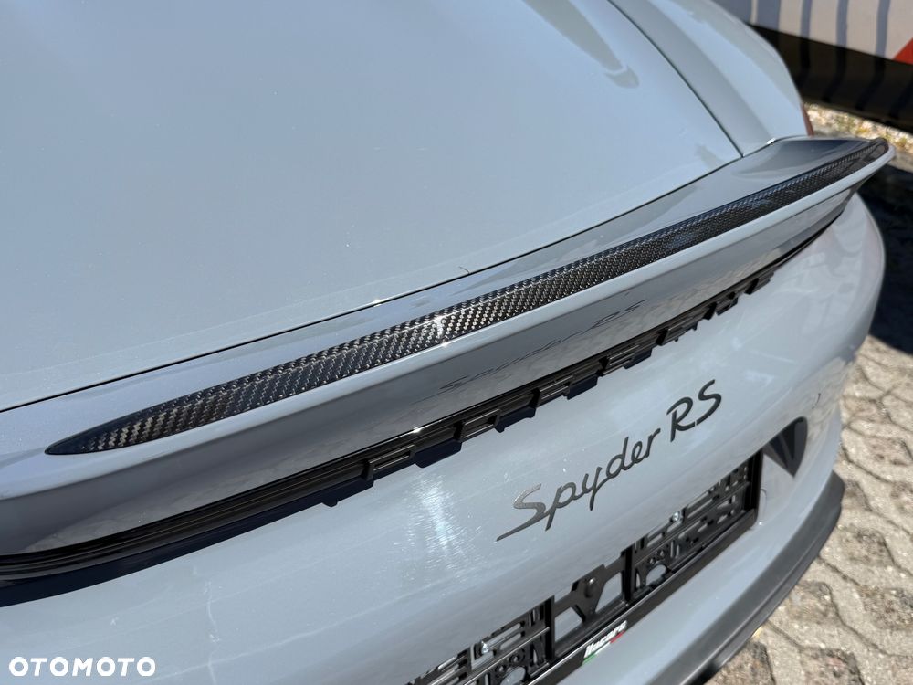 Porsche 718 Boxster Spyder RS - 11