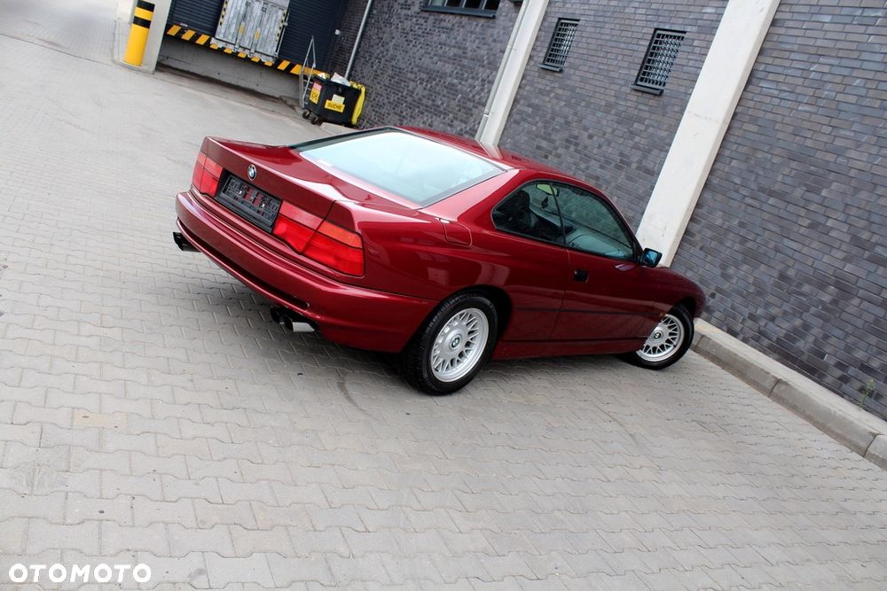 BMW Seria 8 - 7
