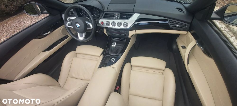 BMW Z4 sDrive30i - 25
