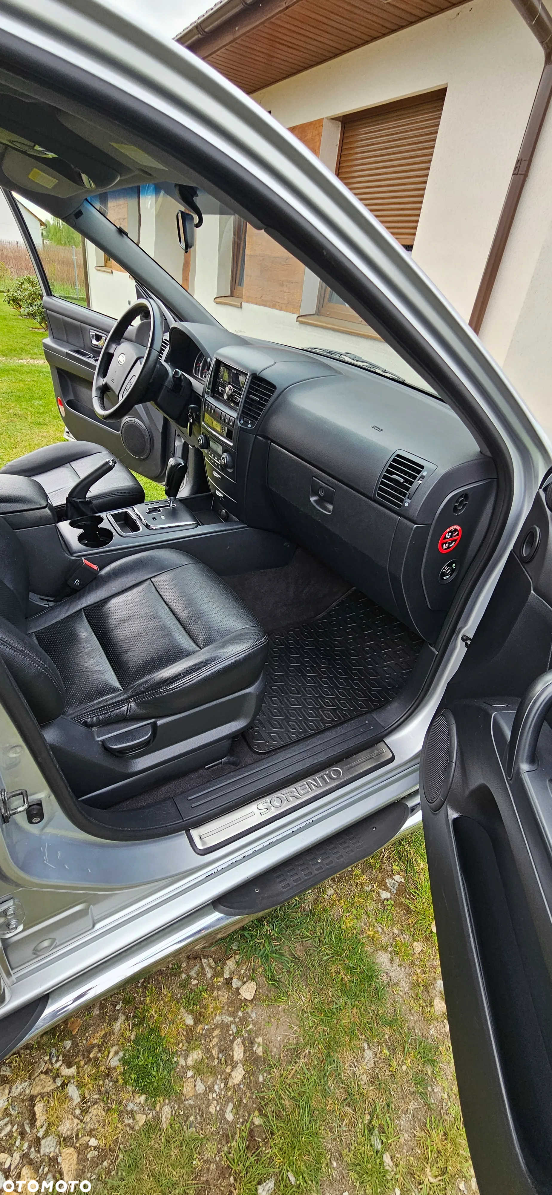Kia Sorento 3.3 V6 LX - 11
