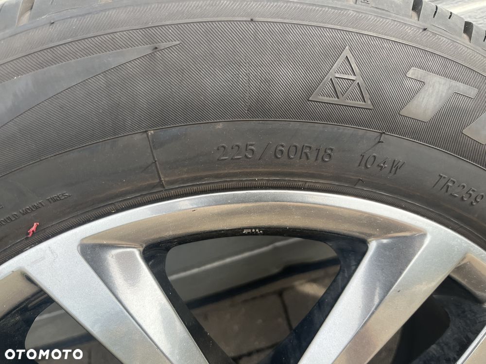 Koła felgi aluminiowe komplet Lexus NX300 - 16