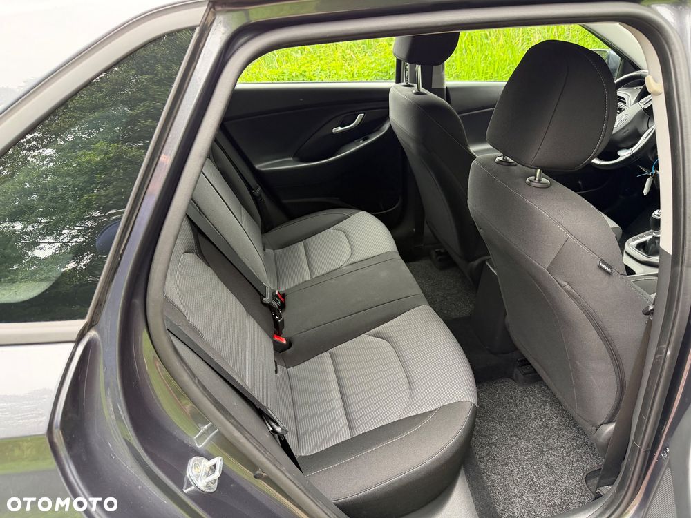 Hyundai i30 1.4 Style - 10