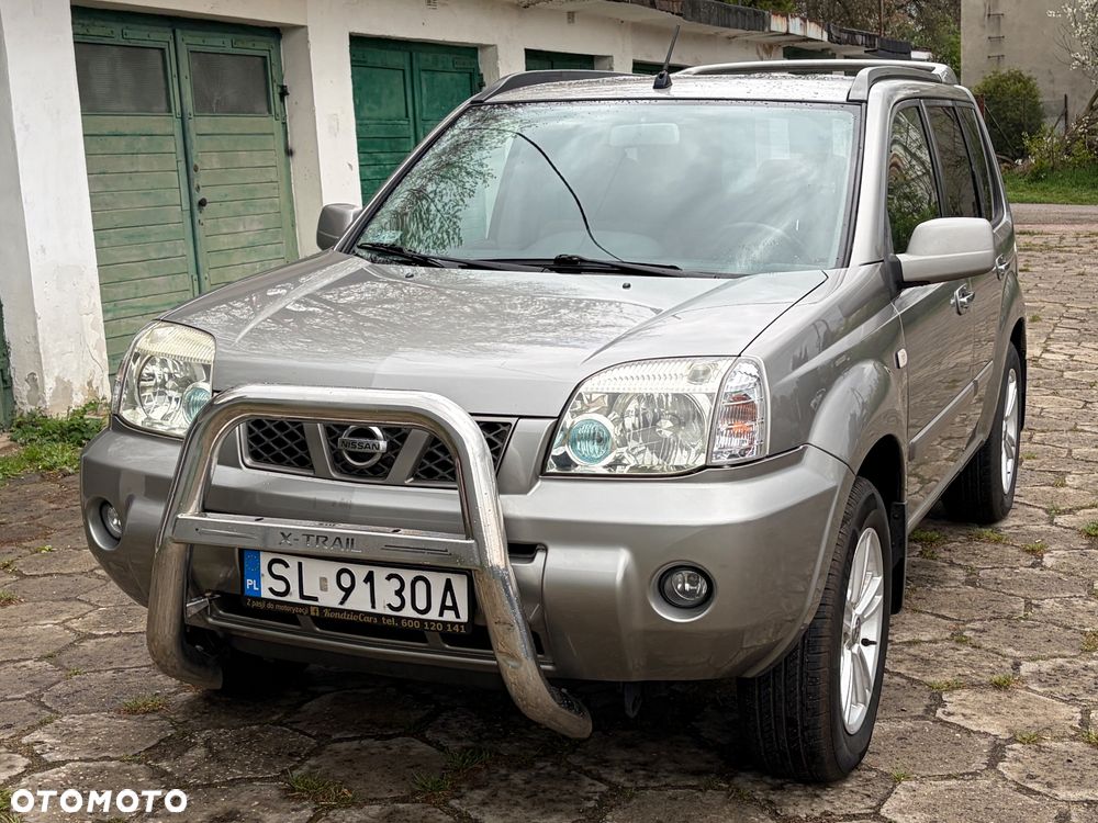 Nissan X-Trail 2.5 4x4 Elegance - 15