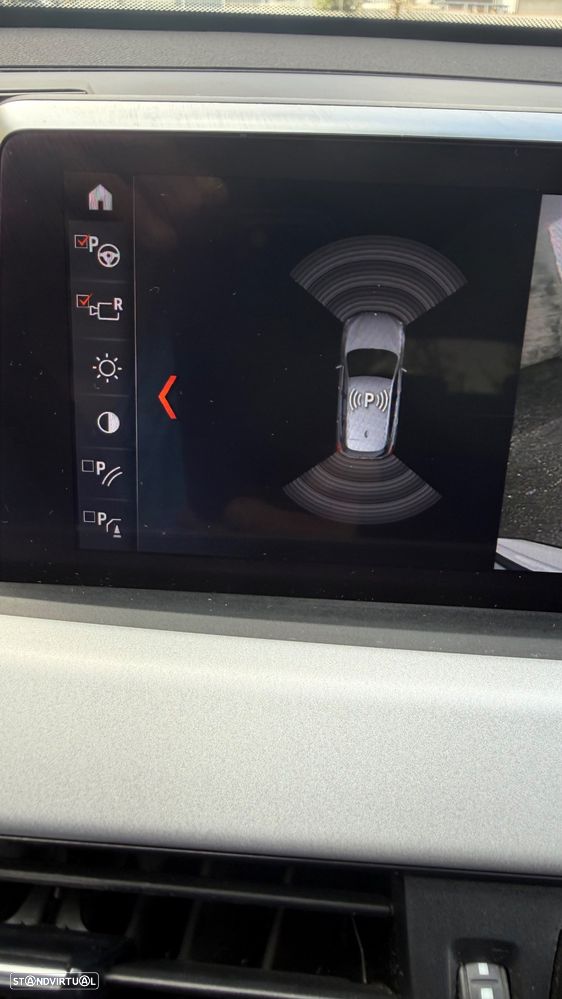 BMW X1 16 d sDrive Corporate Edition Auto - 42