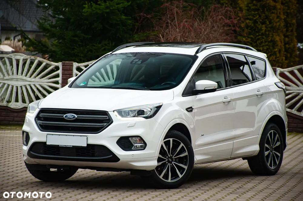 Ford Kuga 1.5 EcoBoost 4x4 Titanium - 2