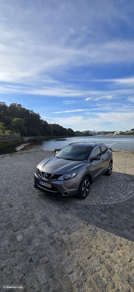 Nissan Qashqai 1.5 dCi N-Connecta - 2