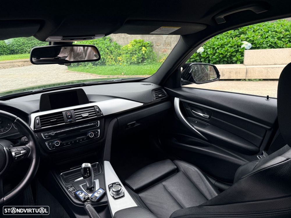 BMW 320 d Auto Pack M - 37