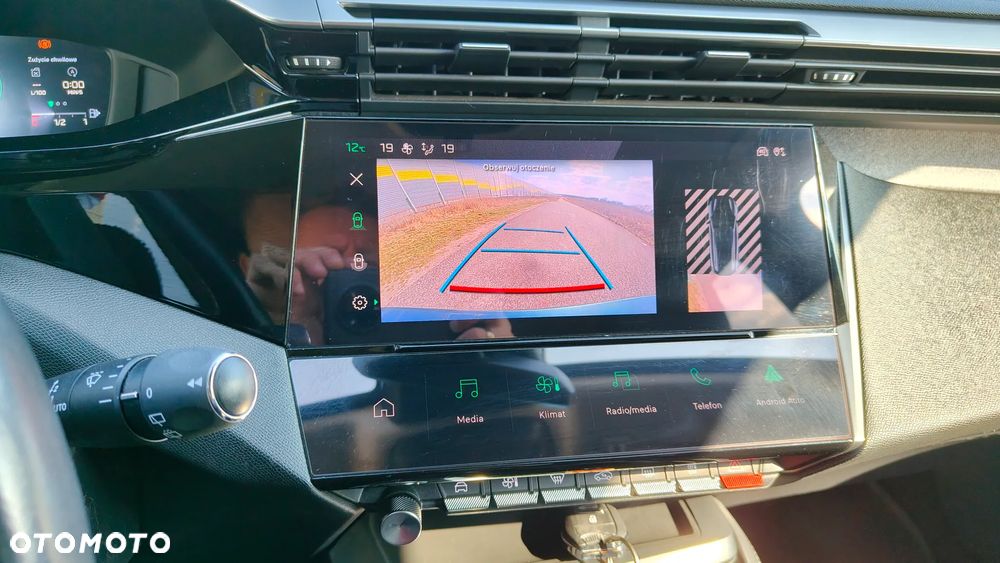 Peugeot 308 1.2 PureTech Allure S&S - 19