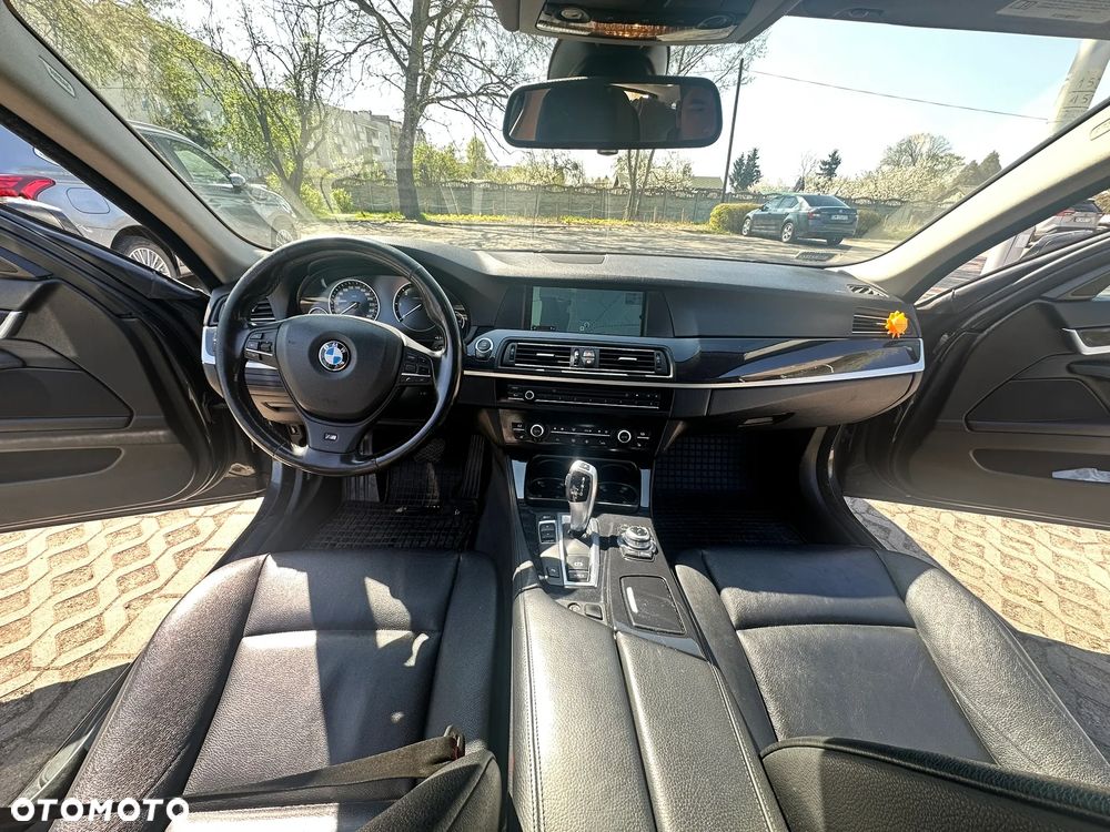 BMW Seria 5 525d Sport-Aut - 6