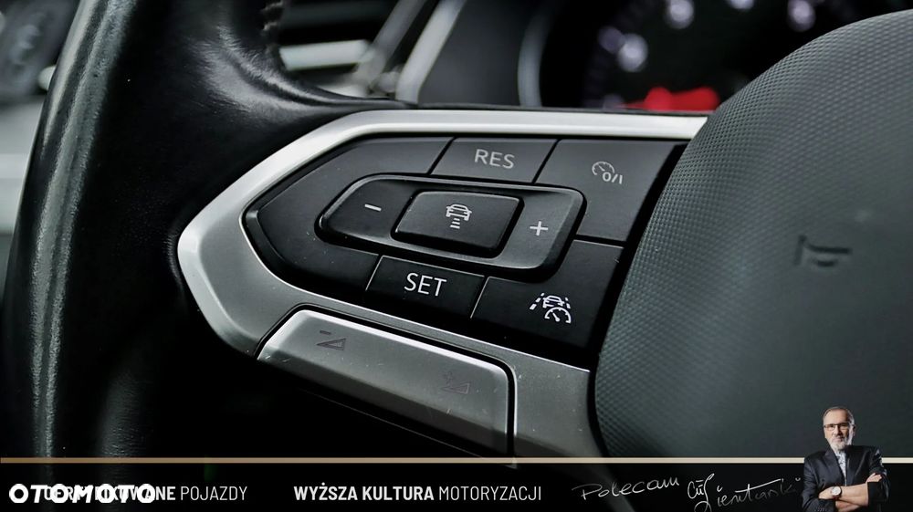 Volkswagen Passat 2.0 TSI Business DSG - 18