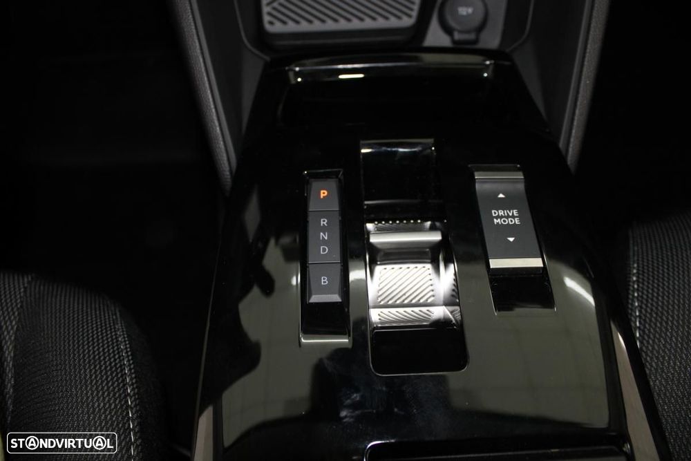 Citroën e-C4 X 54 kWh Autonomia Alargada Plus - 21