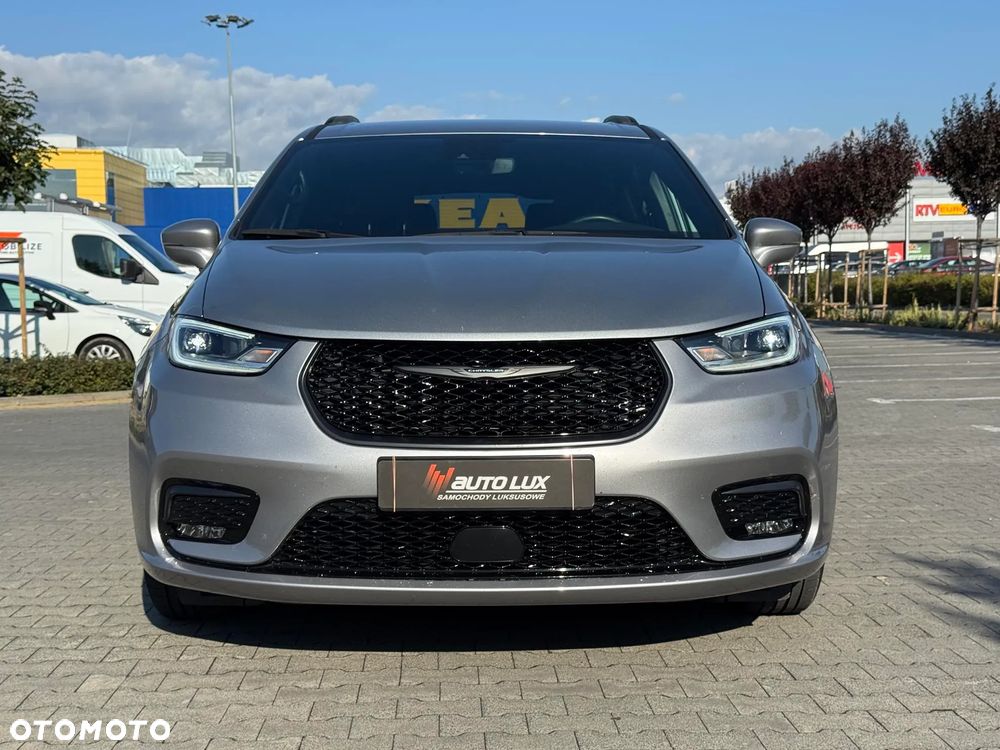 Chrysler Pacifica - 9