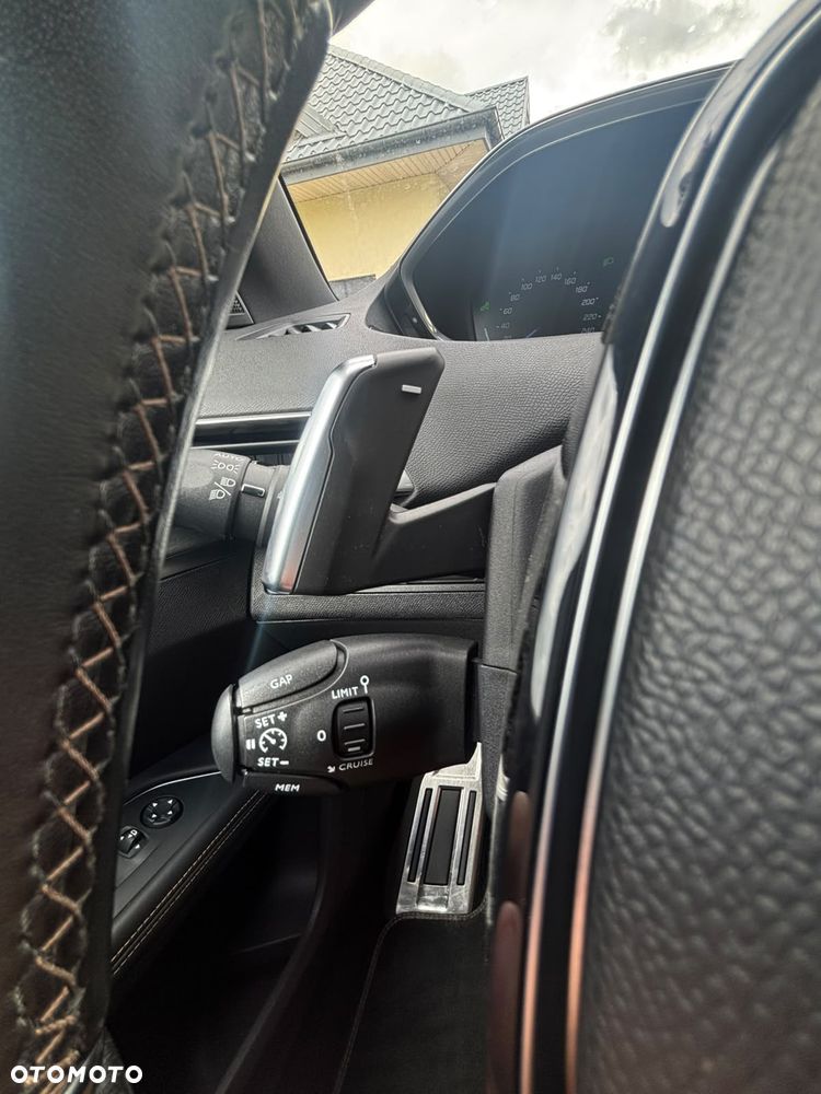 Peugeot 5008 - 29