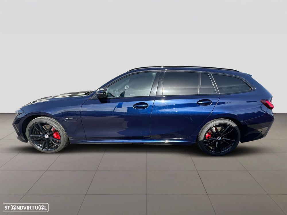 BMW 330 e Pack Desportivo M Pro Auto - 5