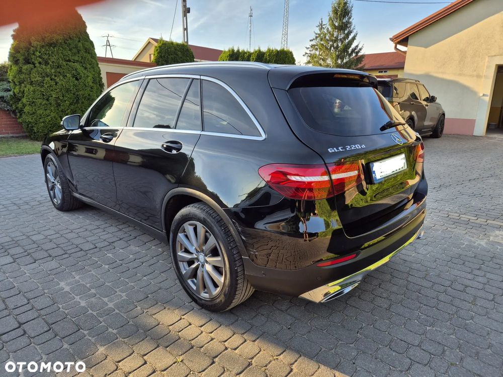 Mercedes-Benz GLC - 2