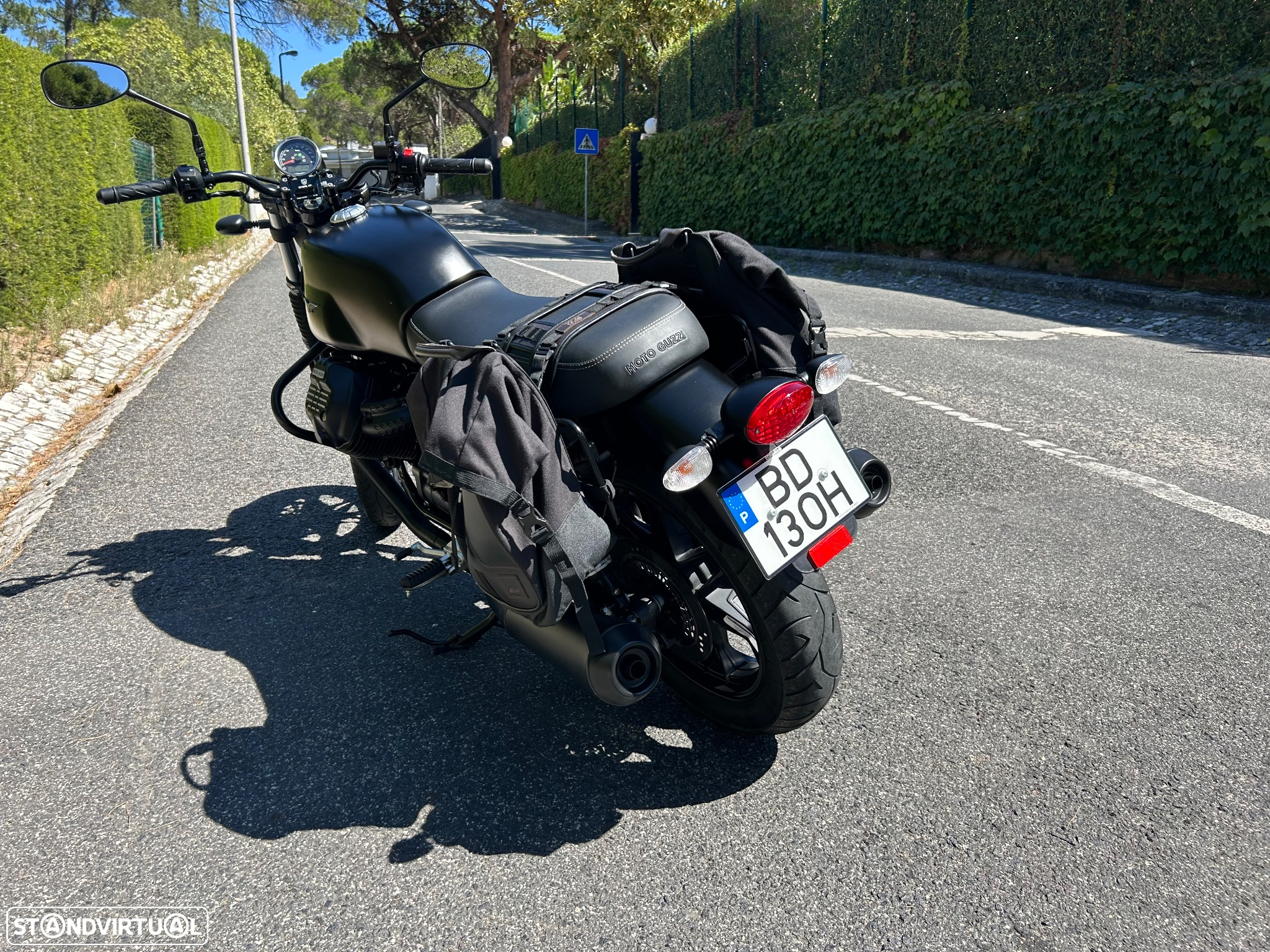 Moto Guzzi V7 ||| Stone - 13