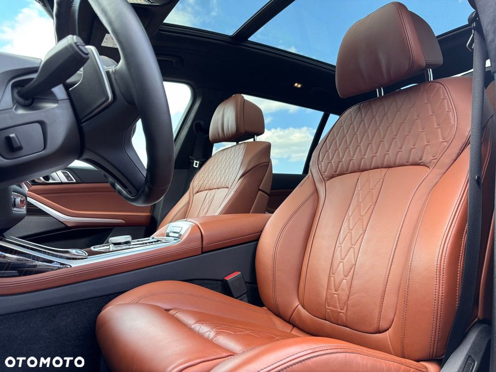 BMW X7 - 13
